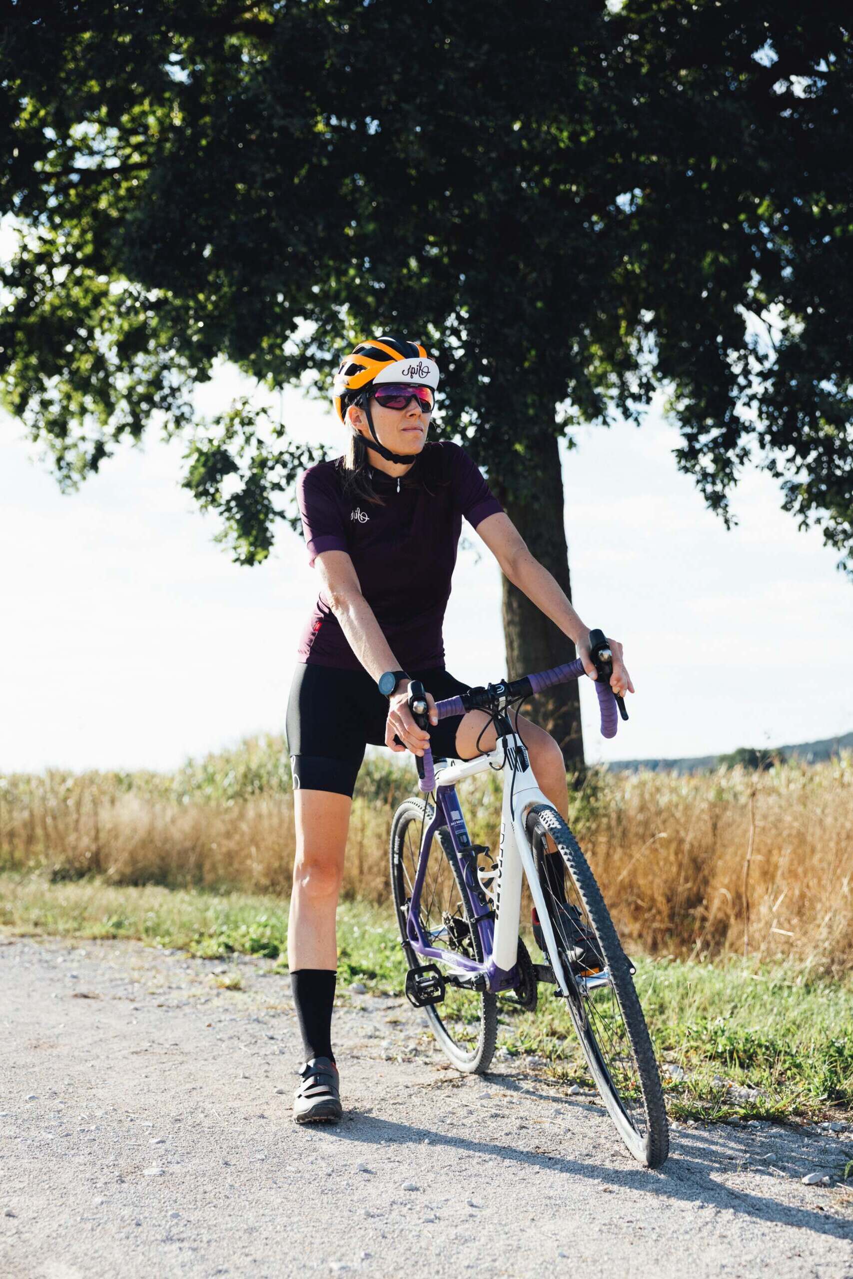 Mujer en bicicleta